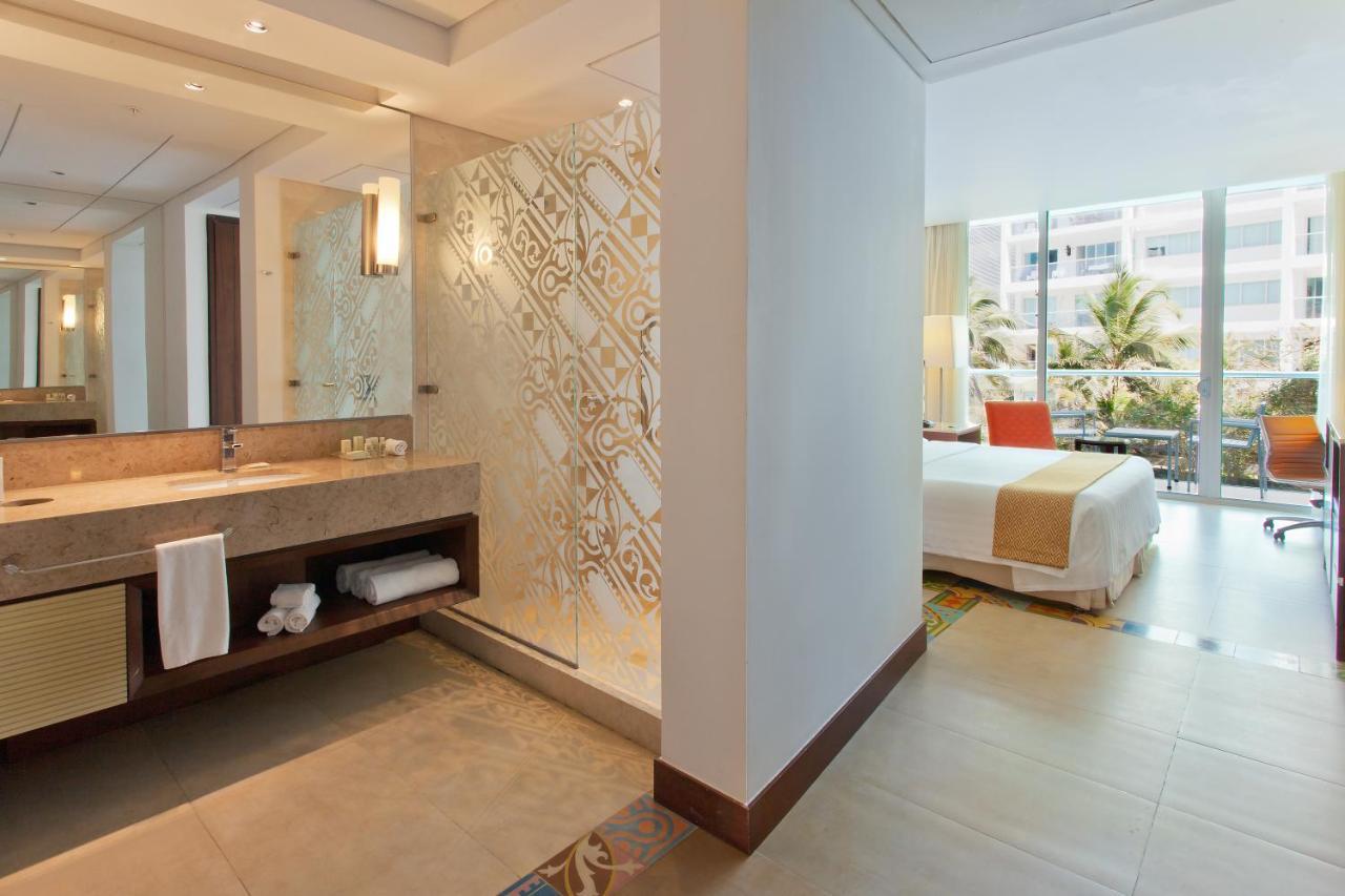 Holiday Inn Cartagena Morros By Ihg Exterior foto Deluxe room