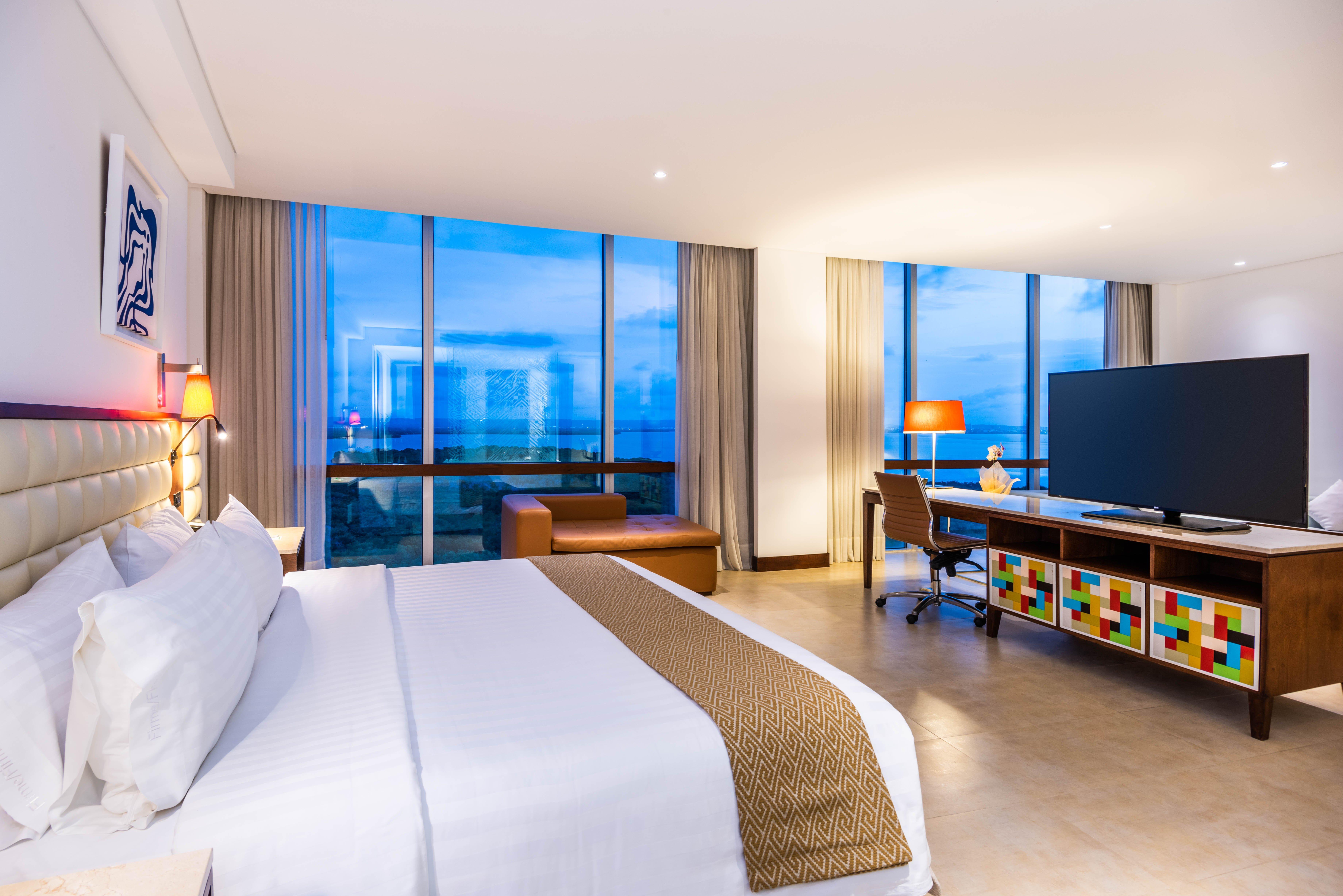 Holiday Inn Cartagena Morros By Ihg Exterior foto Deluxe Suite