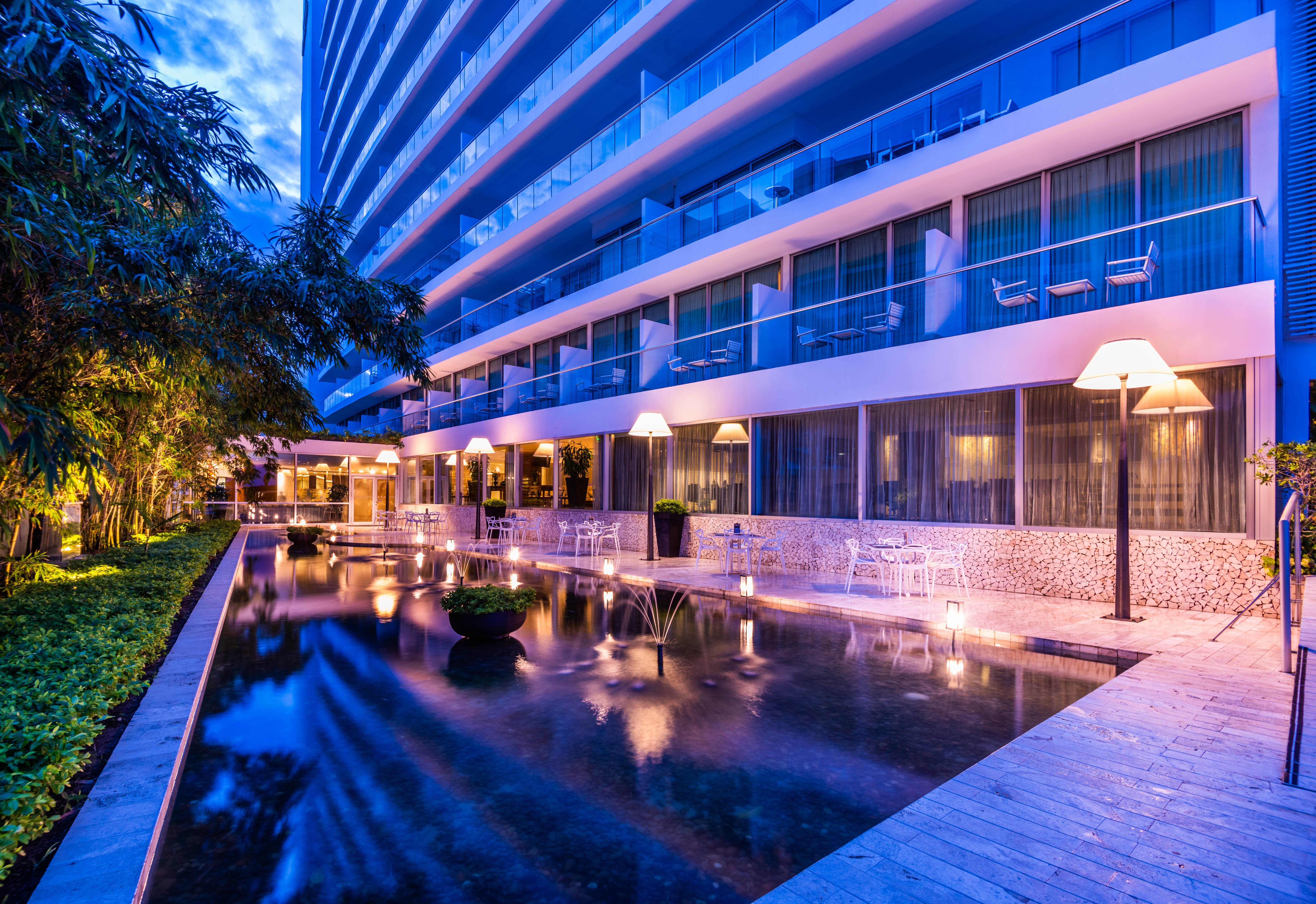 Holiday Inn Cartagena Morros By Ihg Exterior foto The hotel's exterior