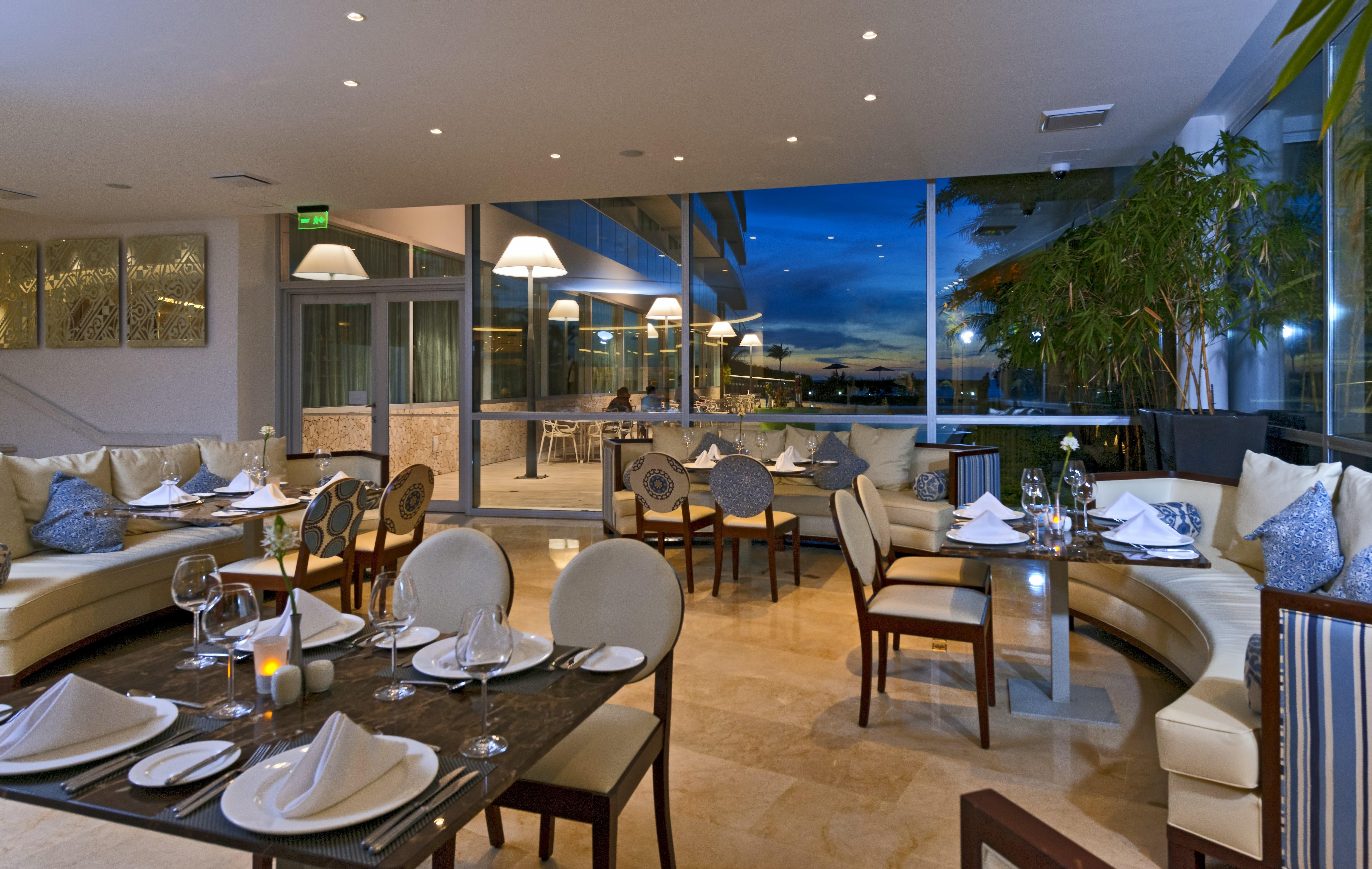 Holiday Inn Cartagena Morros By Ihg Exterior foto The restaurant