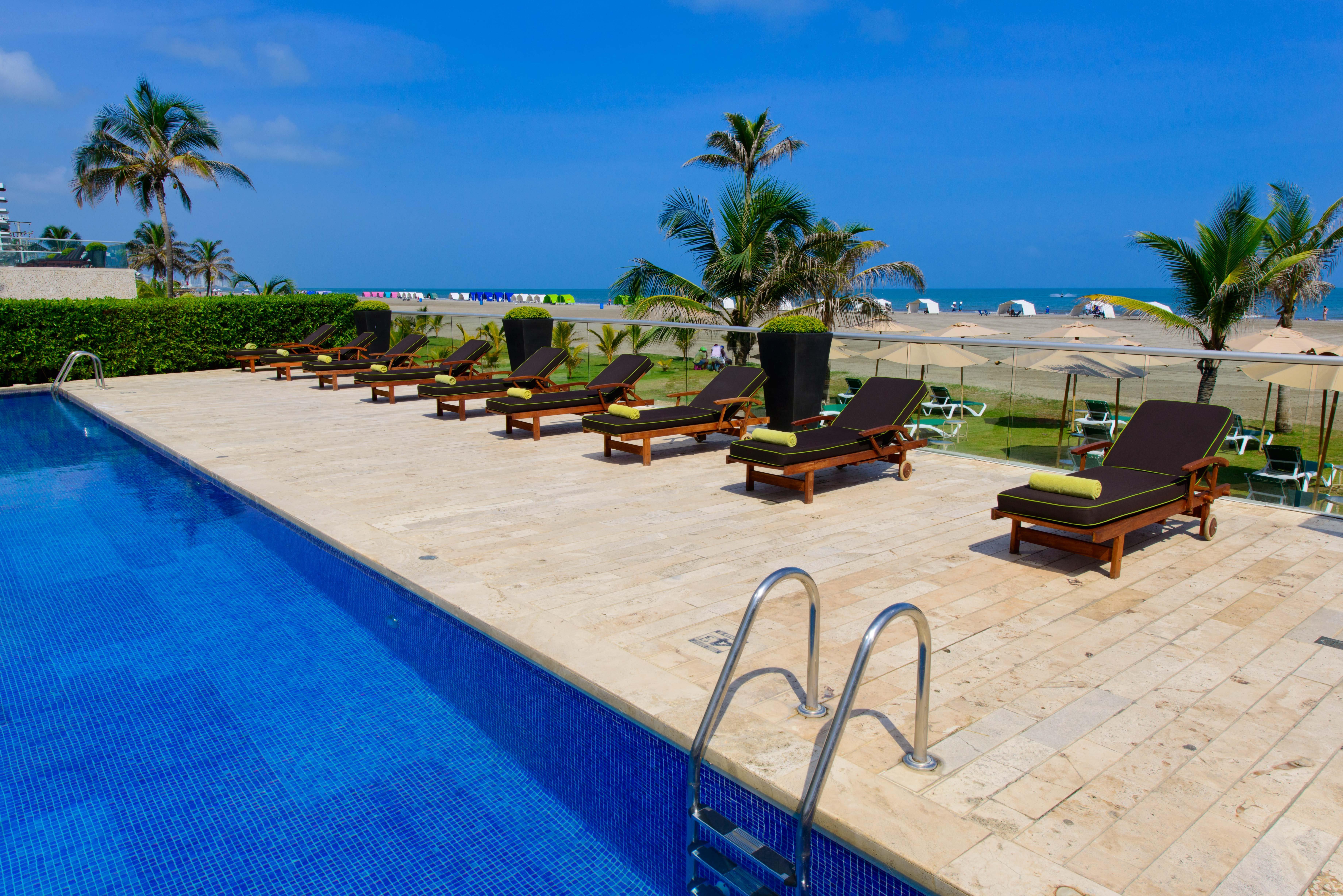 Holiday Inn Cartagena Morros By Ihg Exterior foto Pool at the Kempinski Hotel, Accra