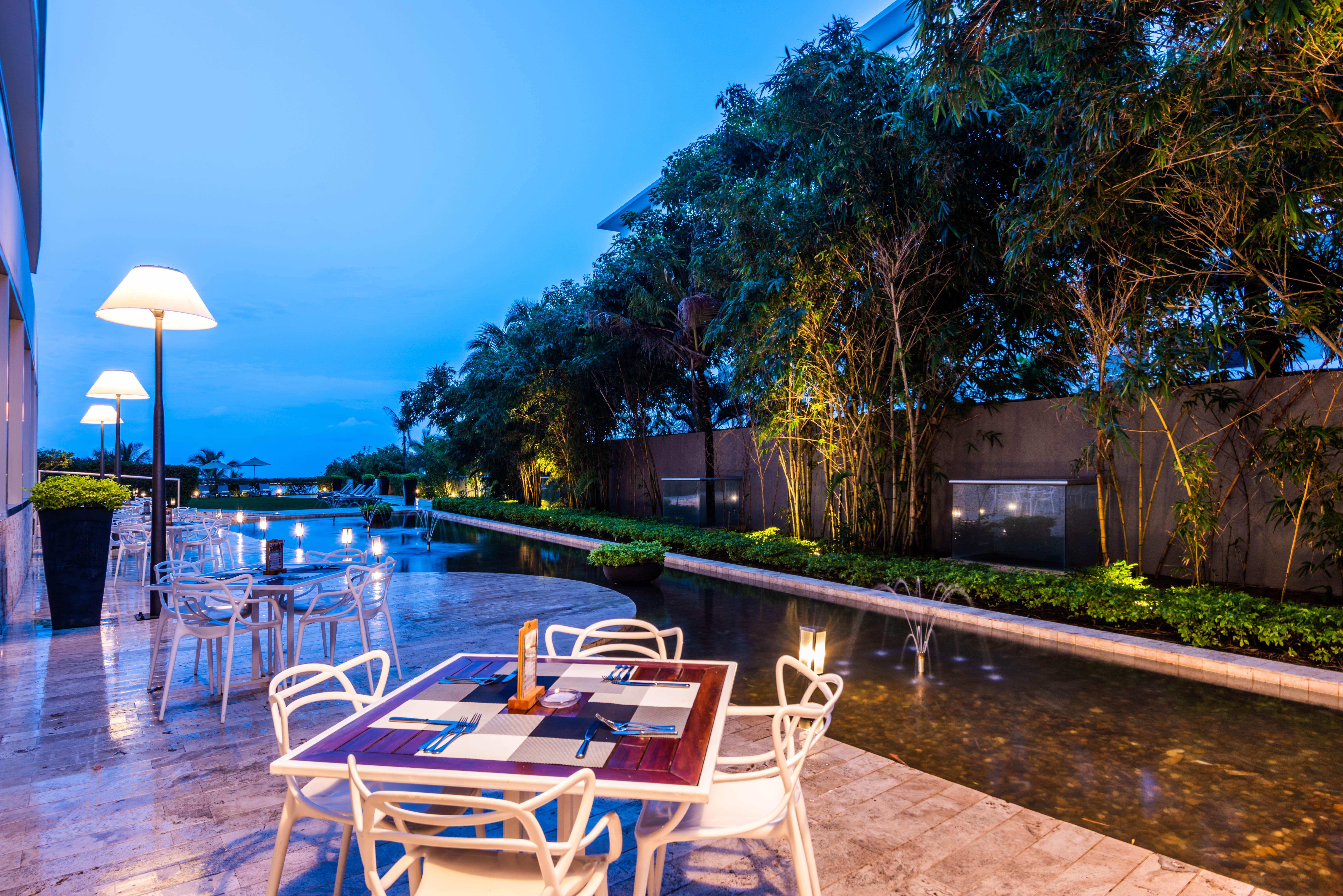 Holiday Inn Cartagena Morros By Ihg Exterior foto The River