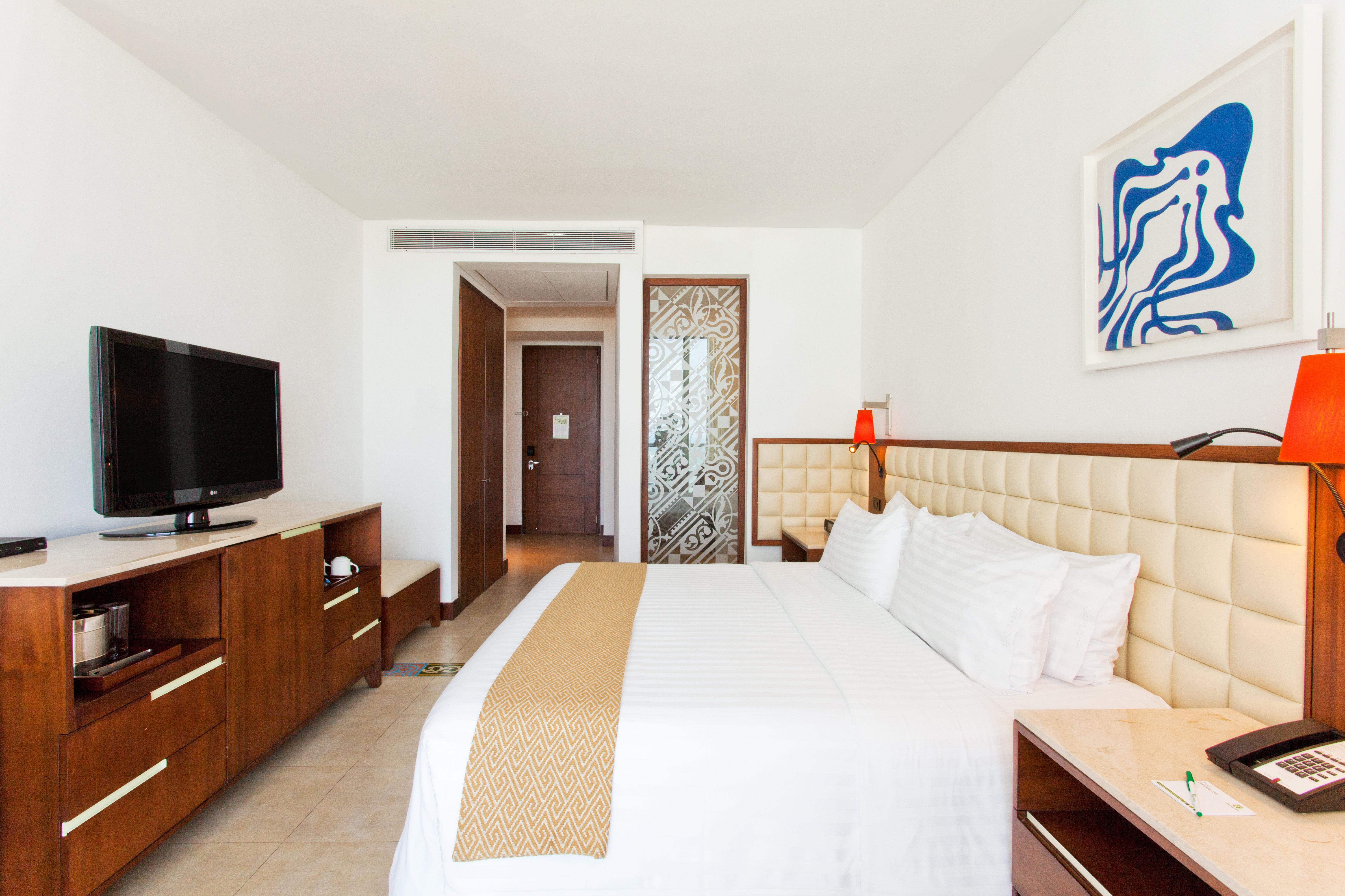 Holiday Inn Cartagena Morros By Ihg Exterior foto A room at the hotel