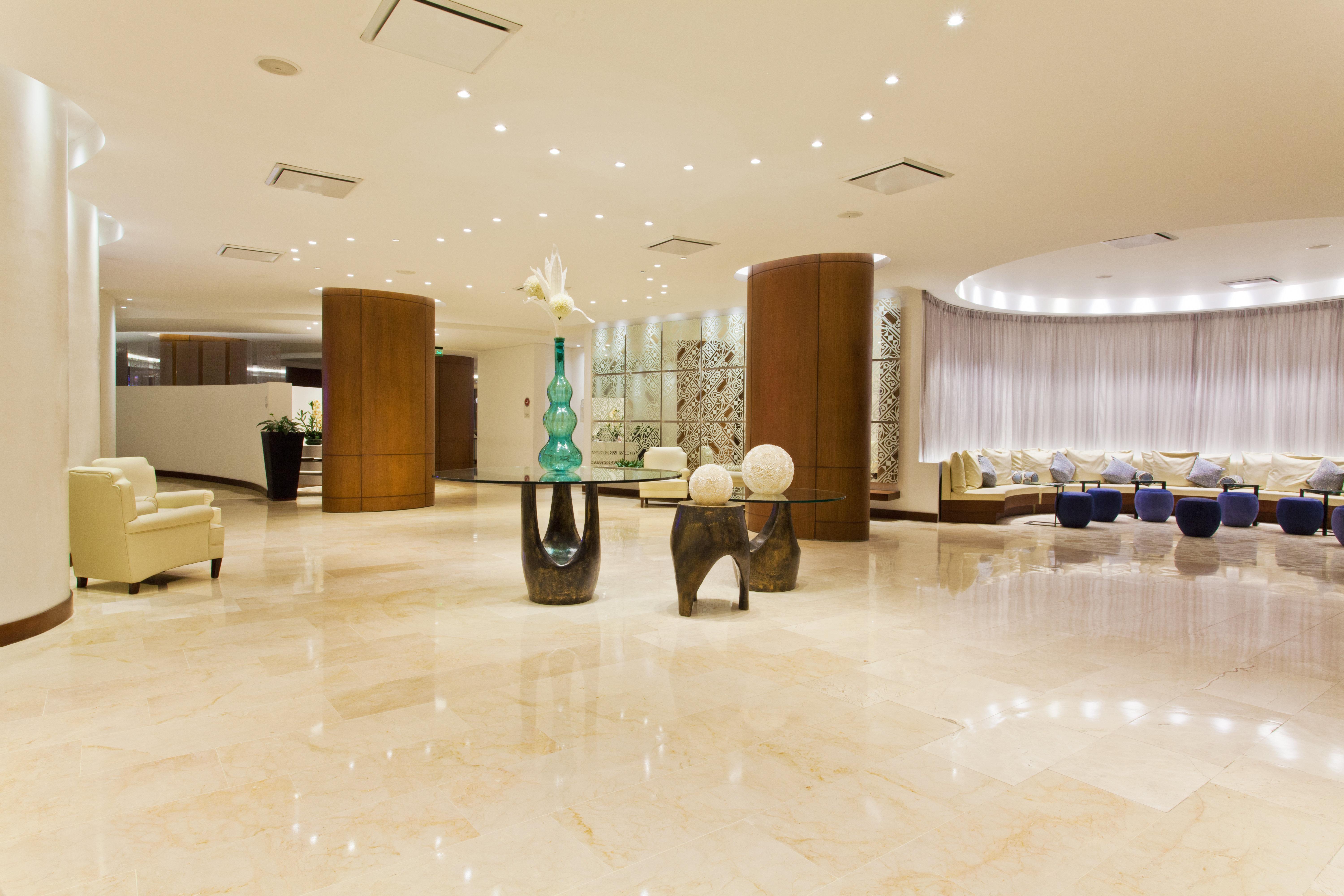 Holiday Inn Cartagena Morros By Ihg Exterior foto Lobby